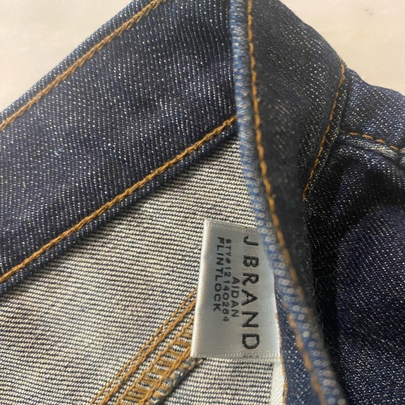 J Brand | Aiden Boyfriend Jeans - Picture 4 of 4
